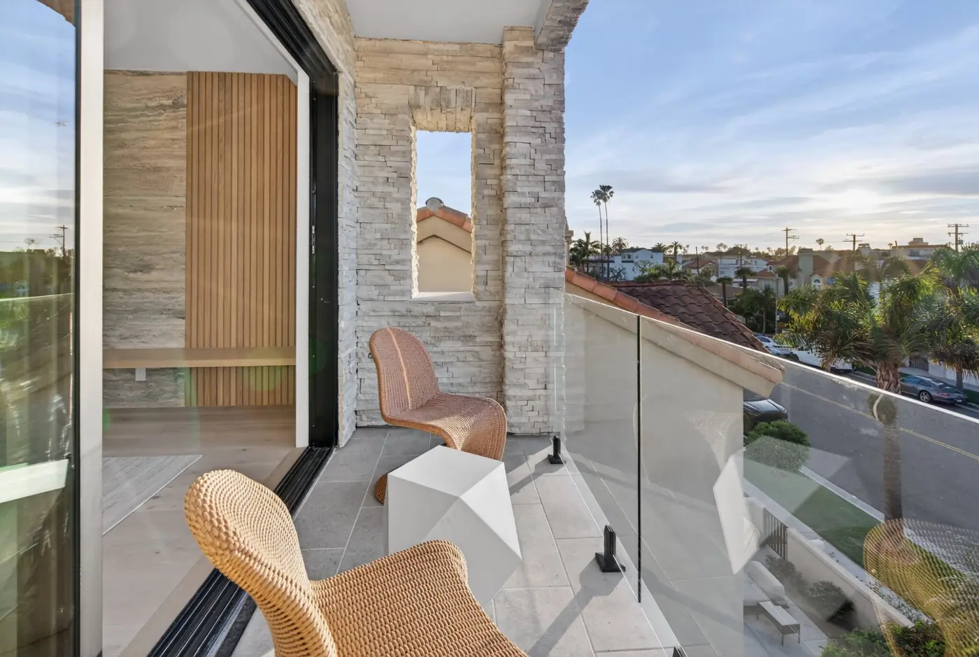 Modern patio balcony · OC luxury listing