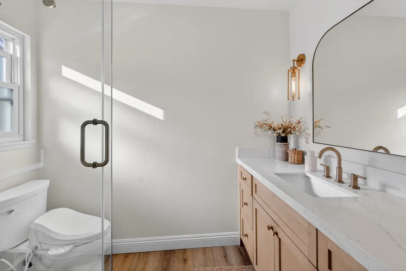 Modern bathroom · Inland Empire